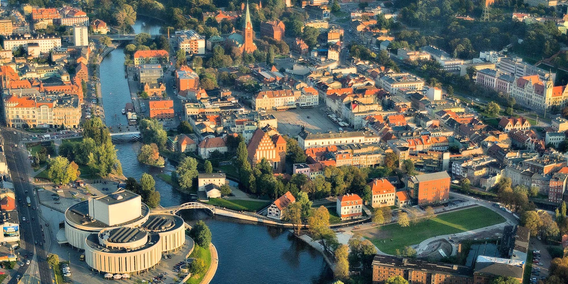 哥白尼大学 - 专业海外医学留学申请代办-林氏国际医学教育顾问中心